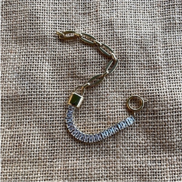 Gold Plated Waterproof Lock Chain Bling Cubic Zirconia Bracelet Sparkly New - Picture 11 of 11